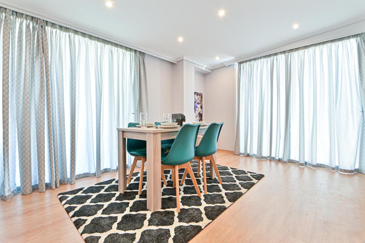 Charming Apartment With A Sea View Terrace Pireo Esterno foto