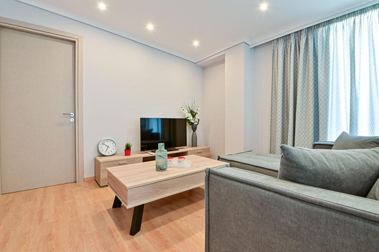Charming Apartment With A Sea View Terrace Pireo Esterno foto