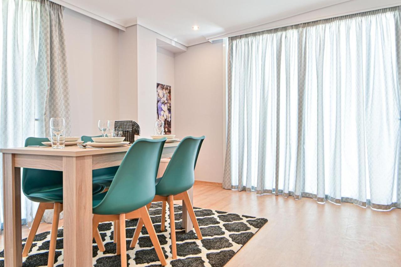 Charming Apartment With A Sea View Terrace Pireo Esterno foto