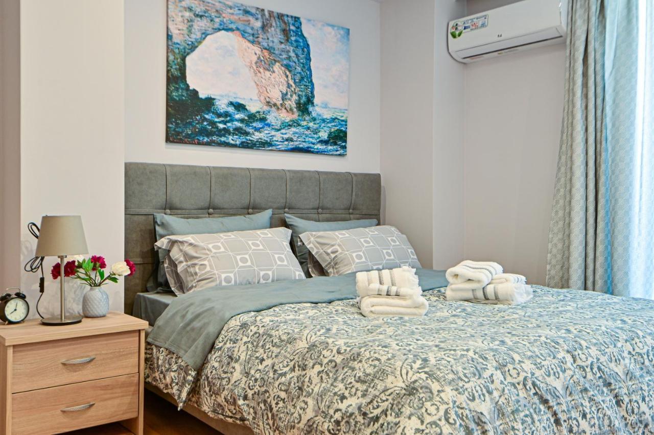 Charming Apartment With A Sea View Terrace Pireo Esterno foto